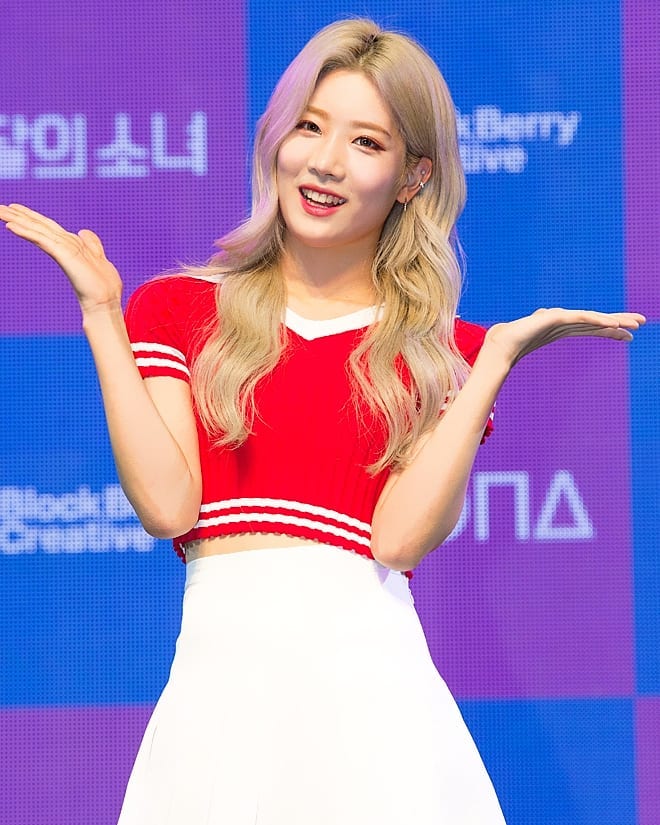 Image of Kim Lip