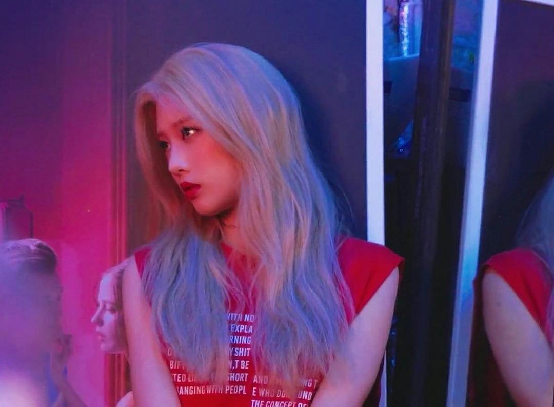 Kim Lip