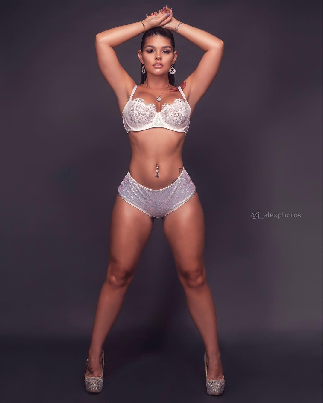 Nadine Velazquez Pussy Arrah Lynn