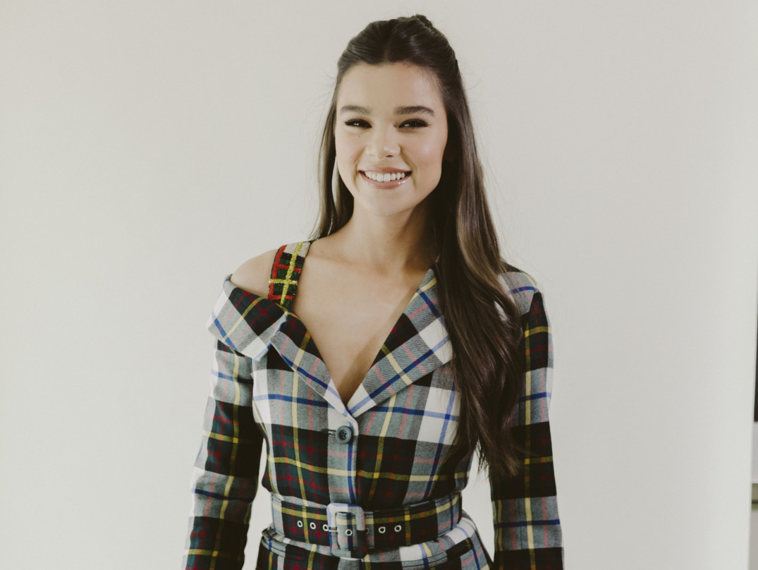 Hailee Steinfeld Hailee Steinfeld