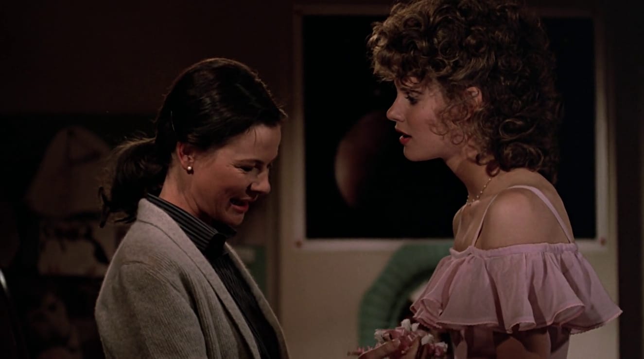 Dianne Wiest and Lori Singer