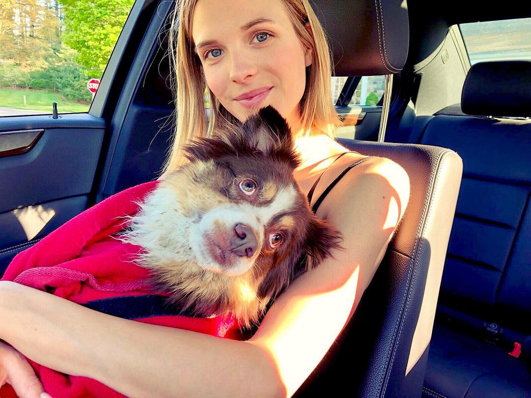 VIKTORIA KVALSVIK