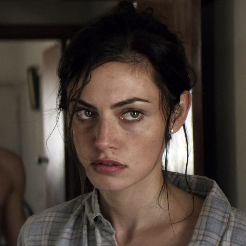 Picture Of Phoebe Tonkin