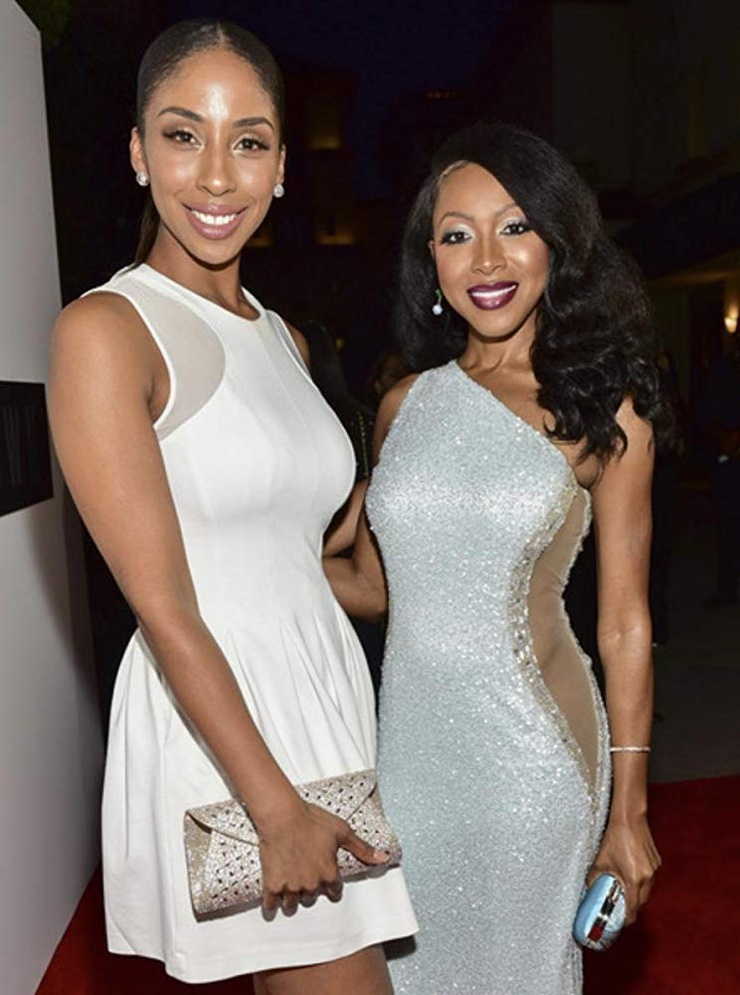 Picture of Yvonne Senat Jones