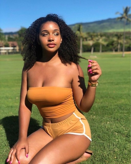 Picture of Corie Rayvon