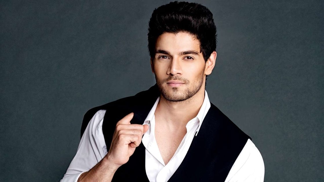 Suraj Pancholi