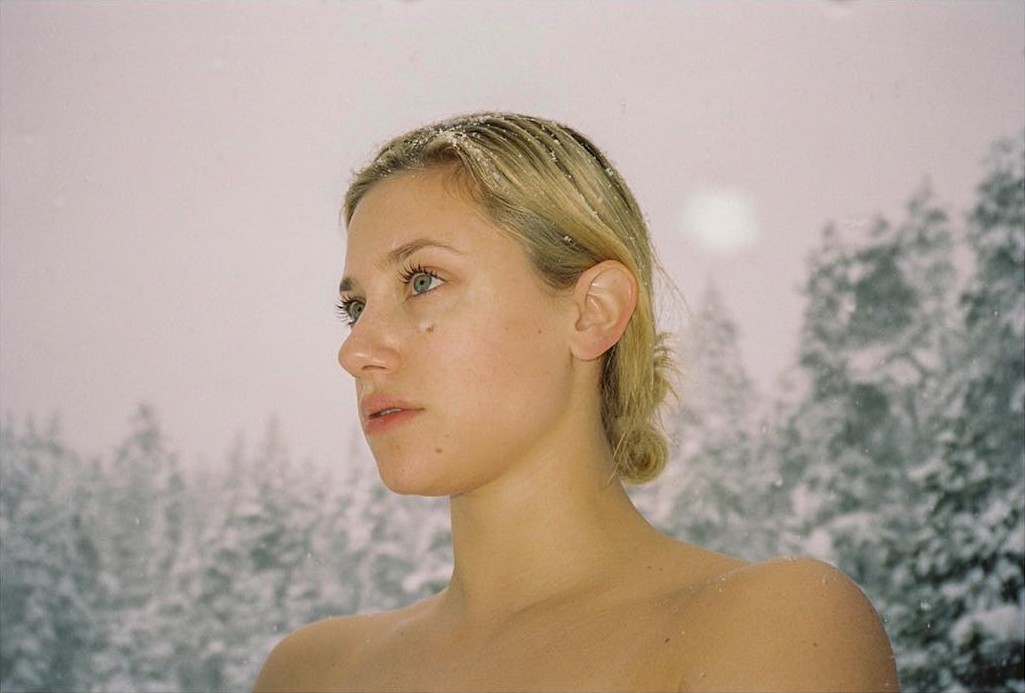 Lili Reinhart