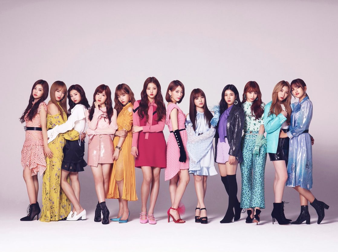 Группа iz one. Группа Izone участницы. Izone группа корейская. Izone дебют. Izone участницы Юджин.