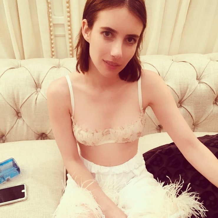 Picture of Emma Roberts.