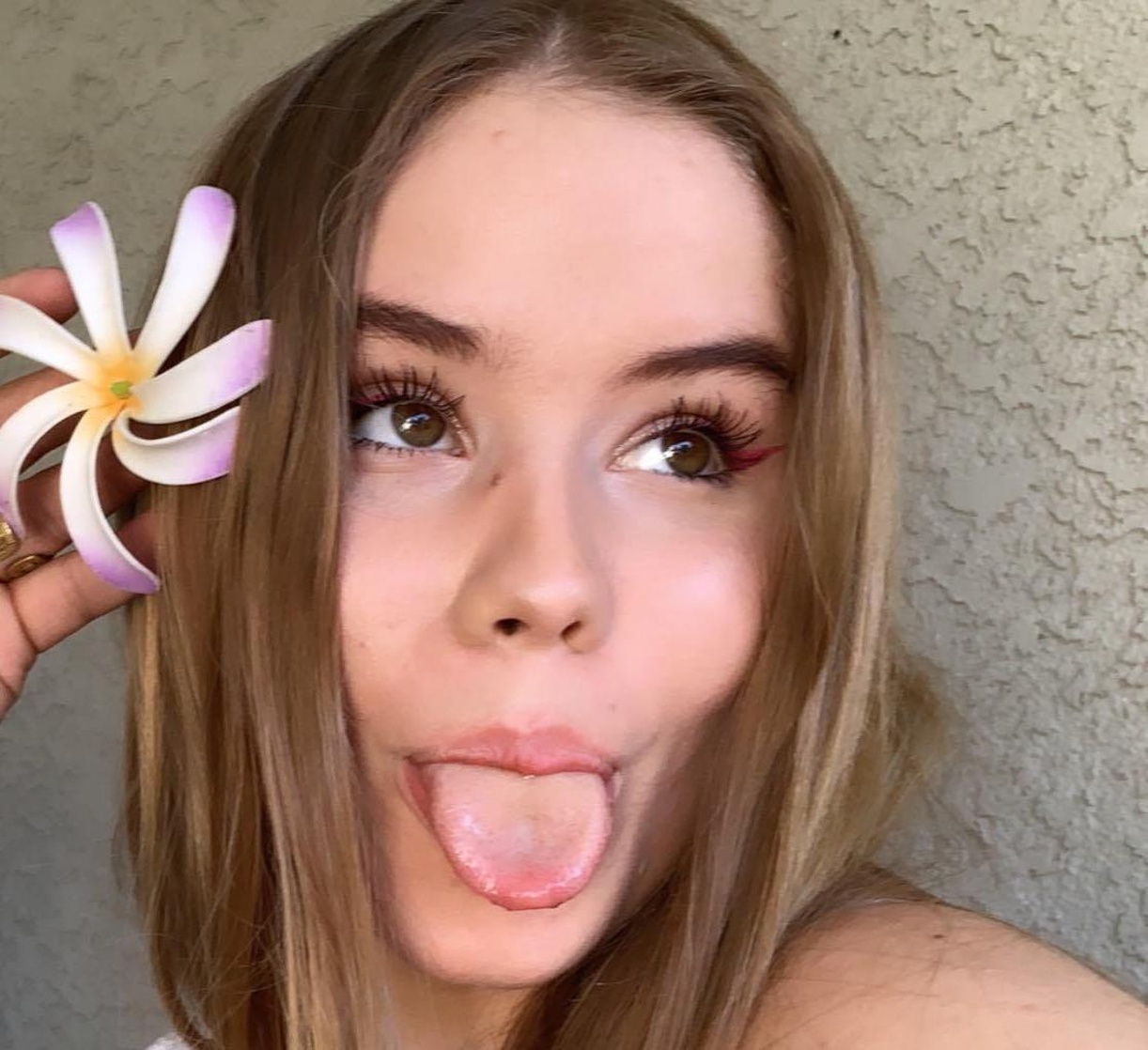 Lexee Smith Lexee Smith