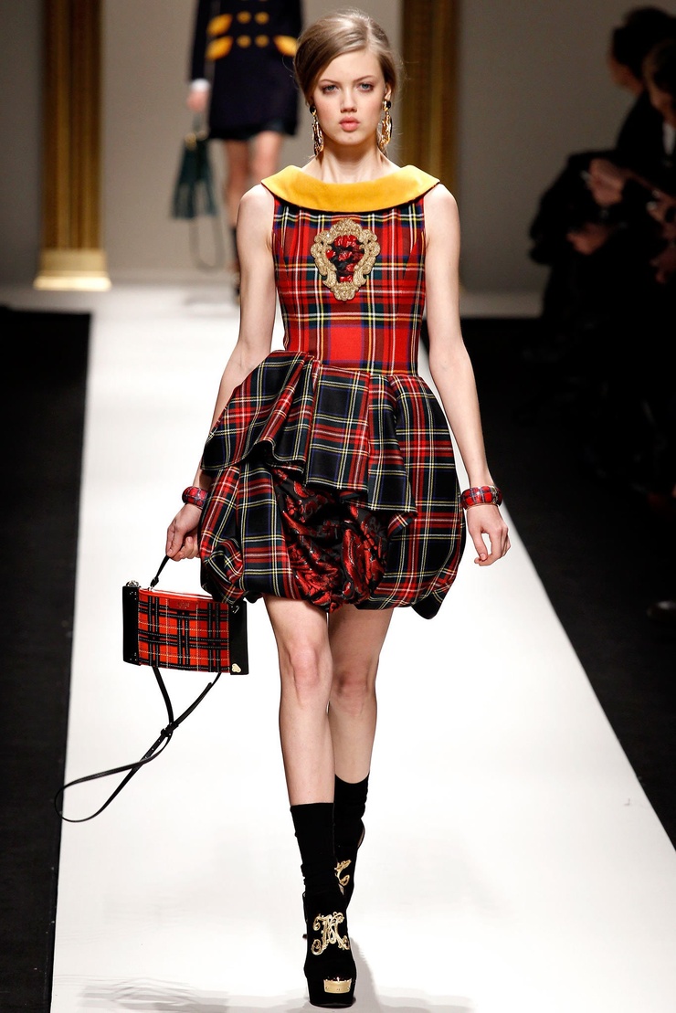 moschino air force