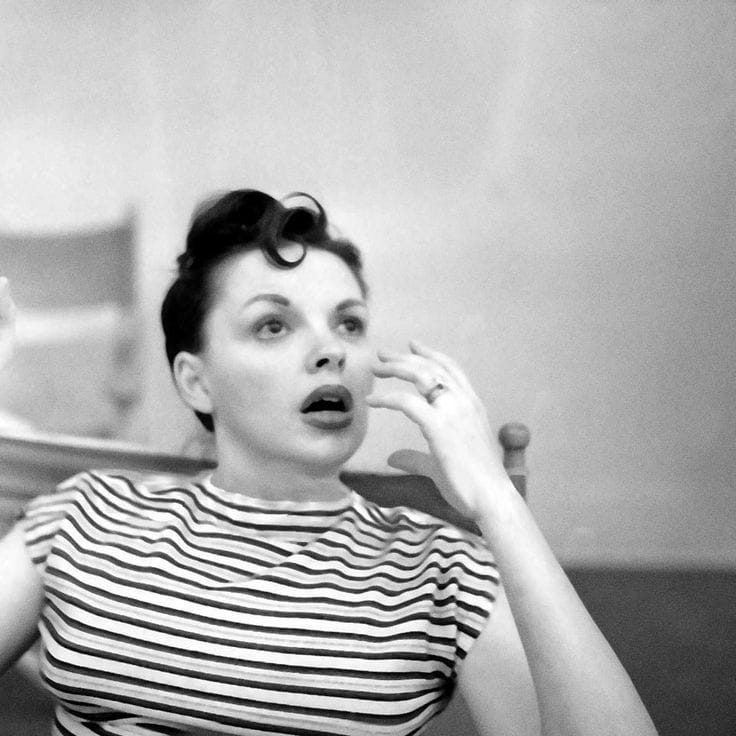 Picture of Judy Garland.