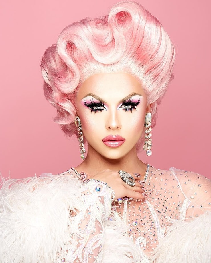 Picture of Farrah Moan