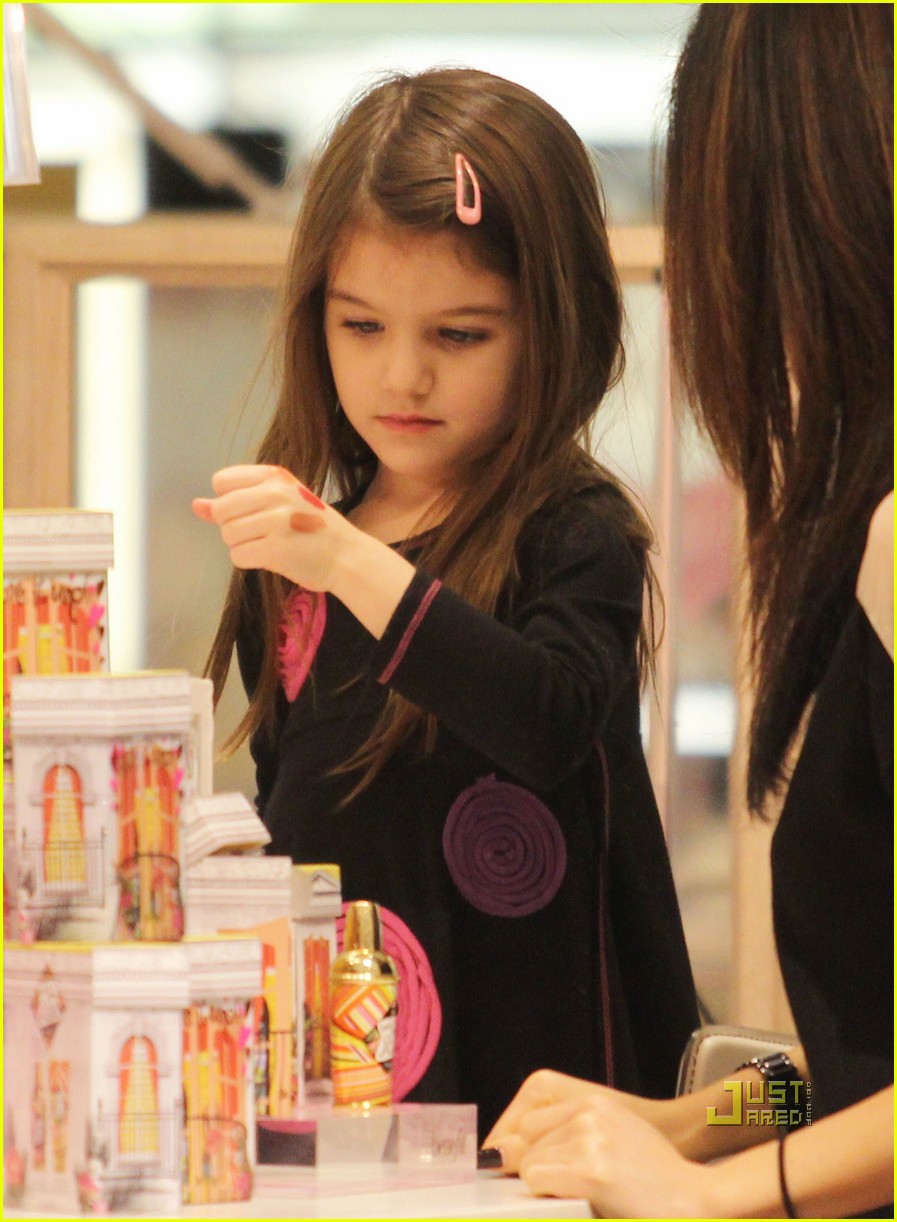 Picture of Suri Cruise(02)