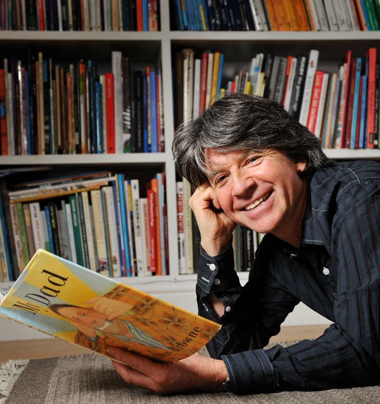 Picture of anthony browne