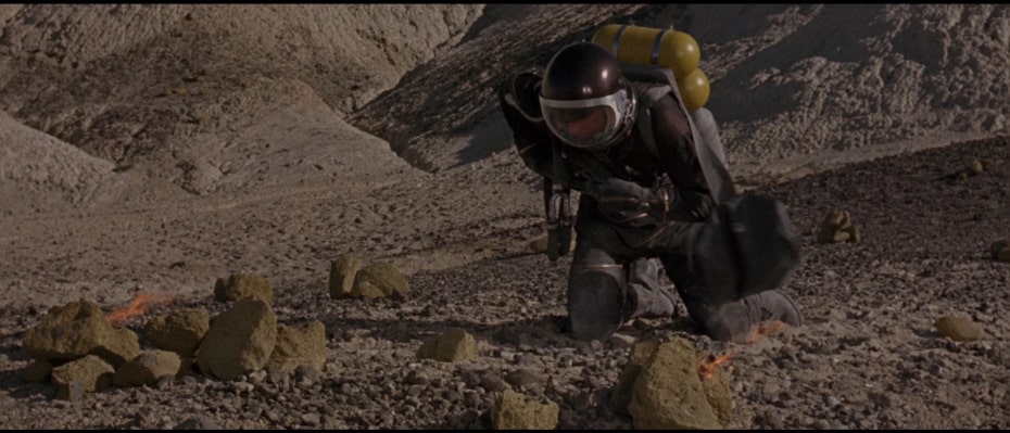 Robinson Crusoe on Mars