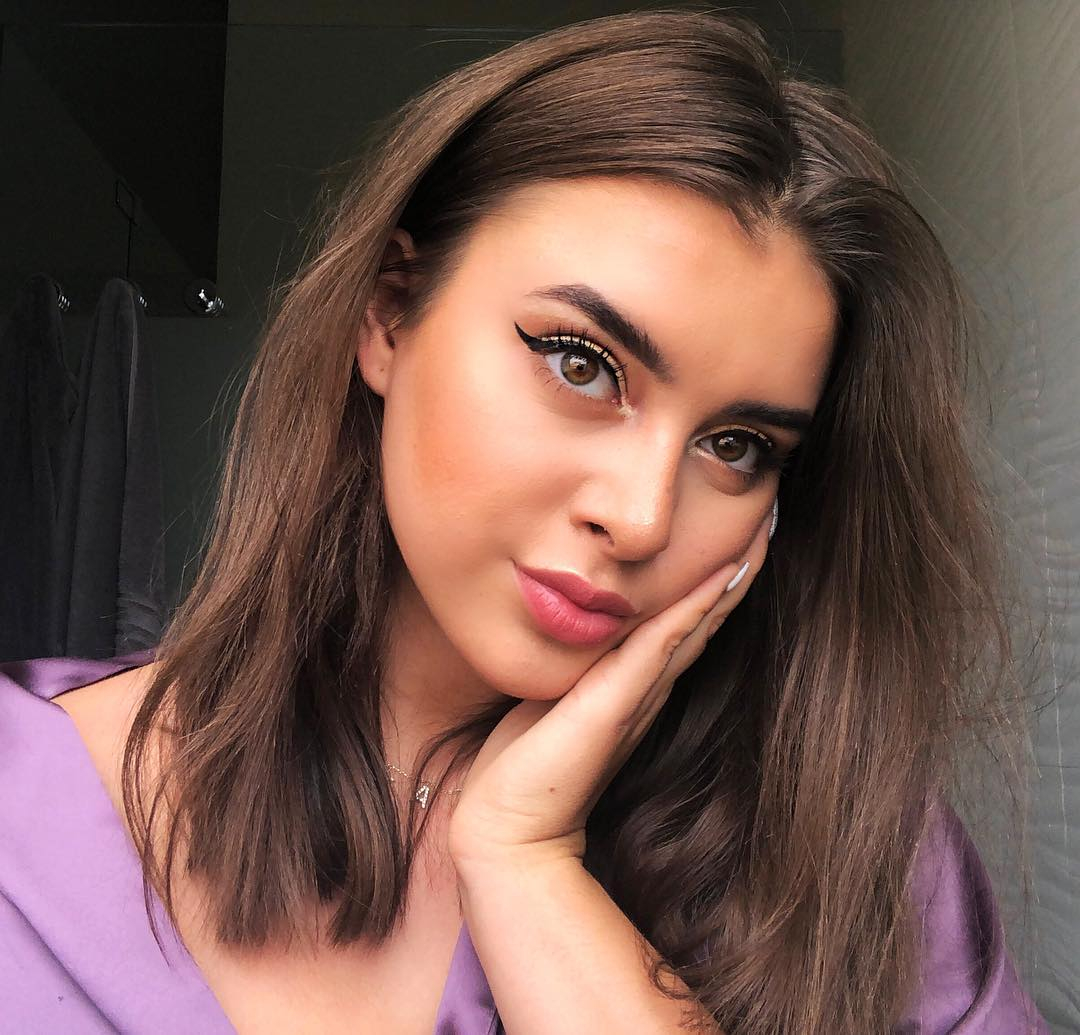 Kalani Hilliker Kalani Hilliker