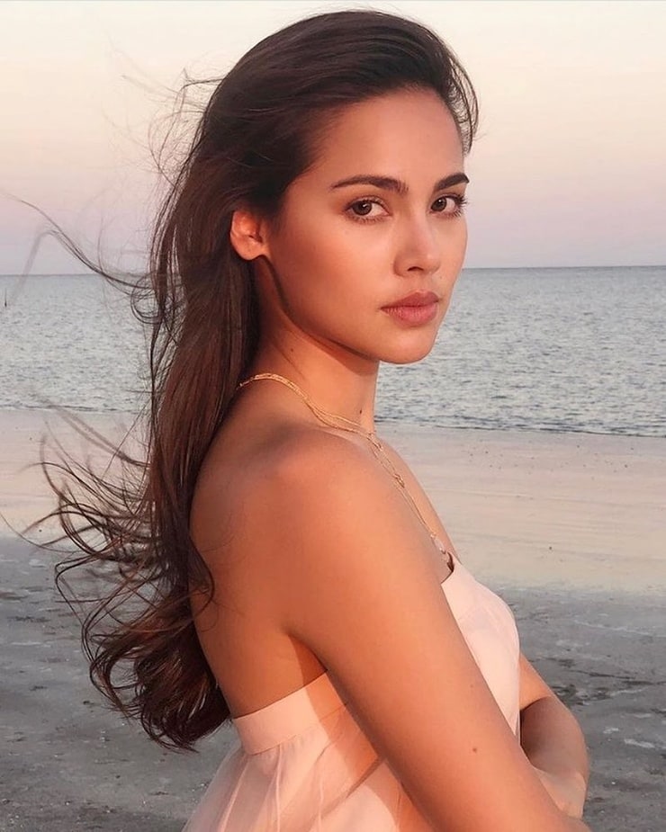 Picture Of Urassaya Sperbund 0074