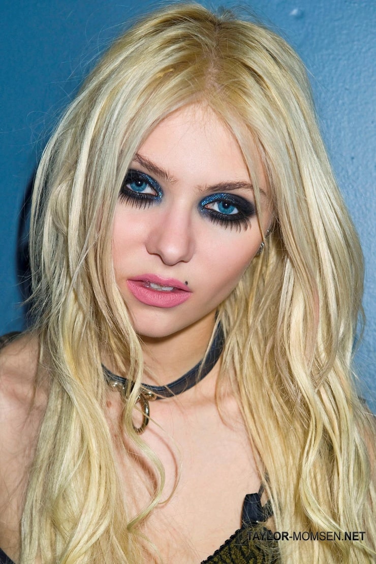 Taylor Momsen picture