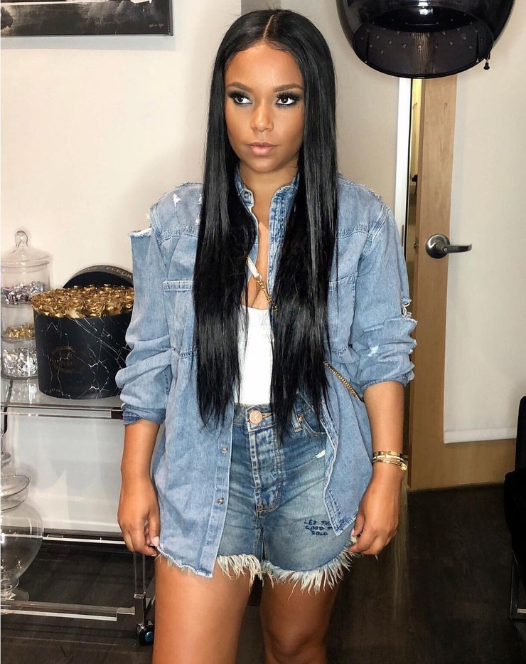 Picture of Nichole Lynel