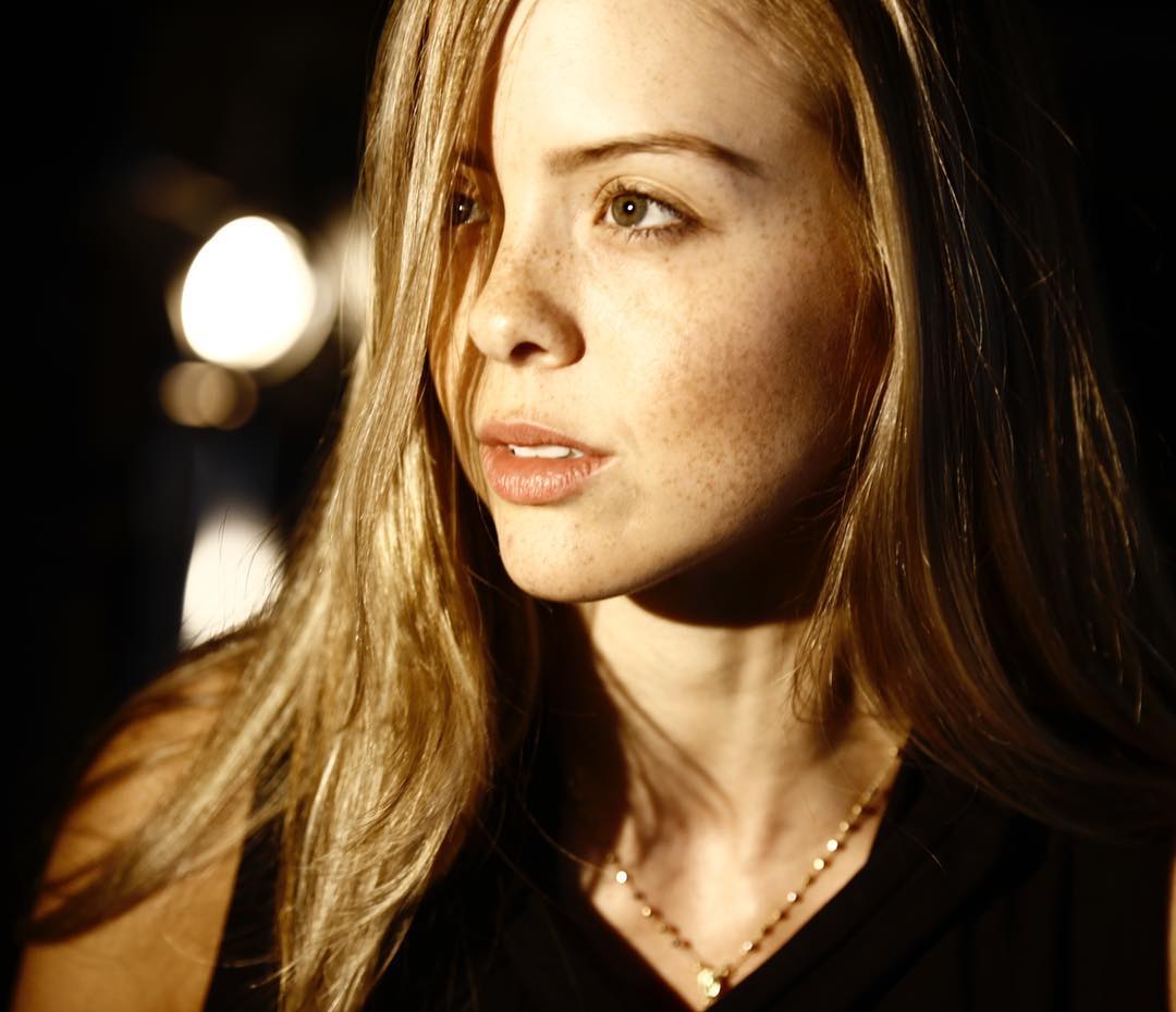 Laura Restrepo II