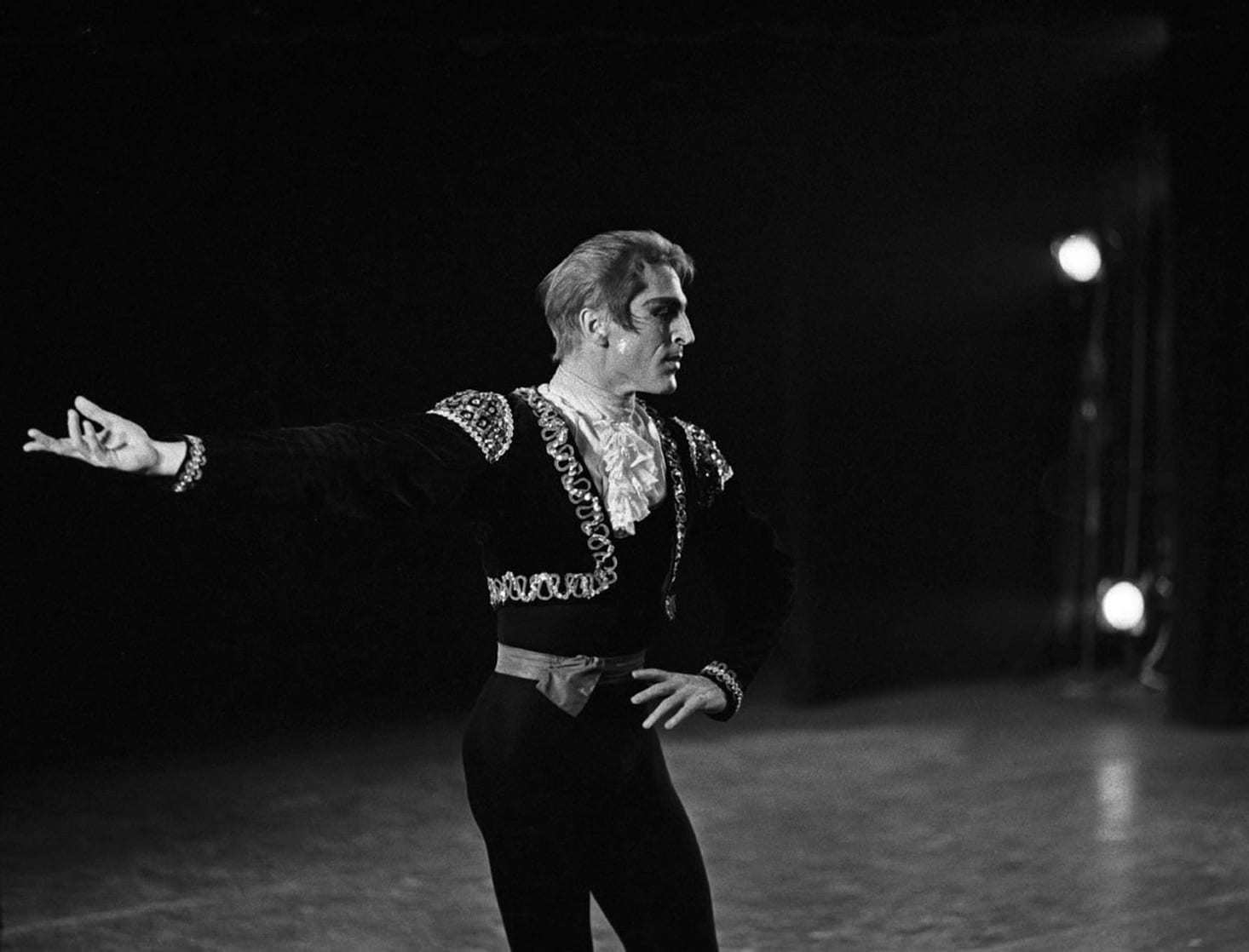 Erik Bruhn