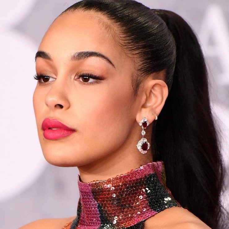 Jorja Smith picture