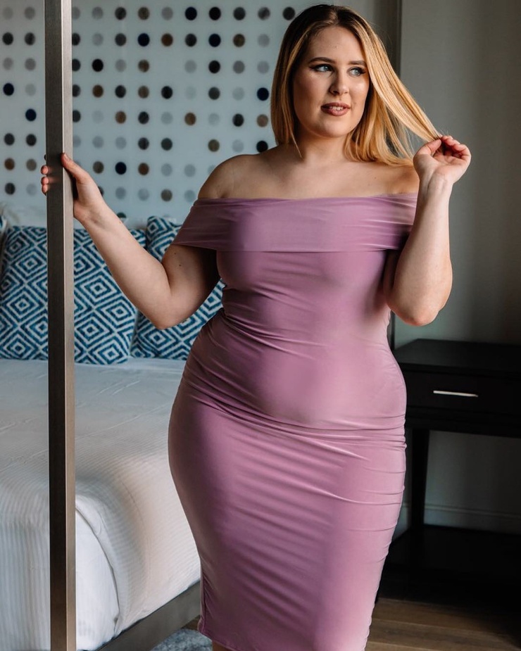 Picture of Sophie Turner (Plus Size)