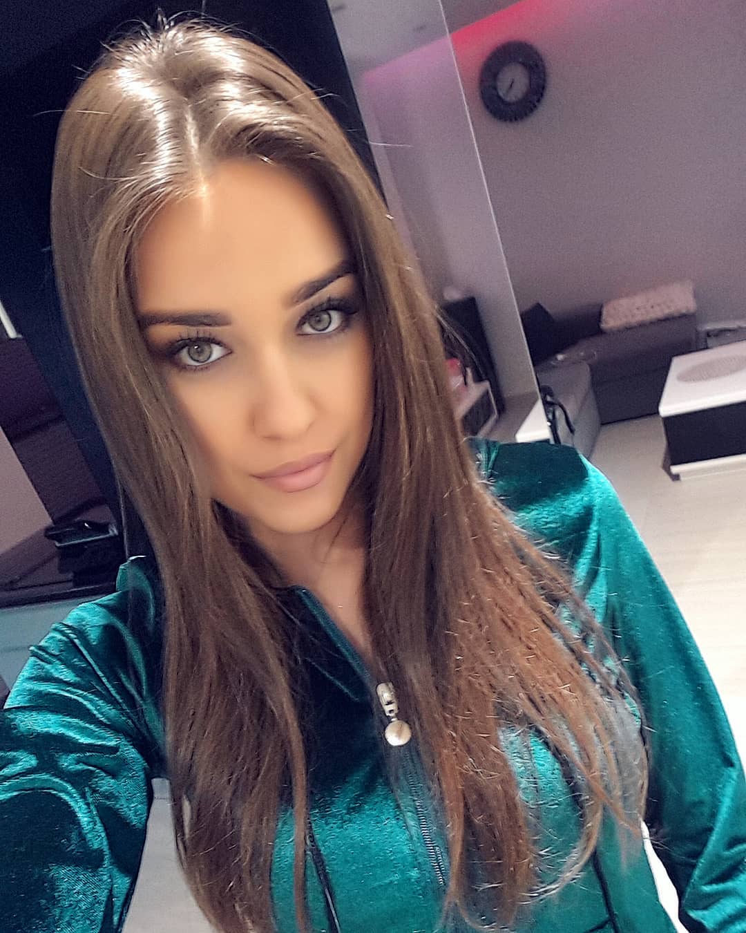 Nikola Lach