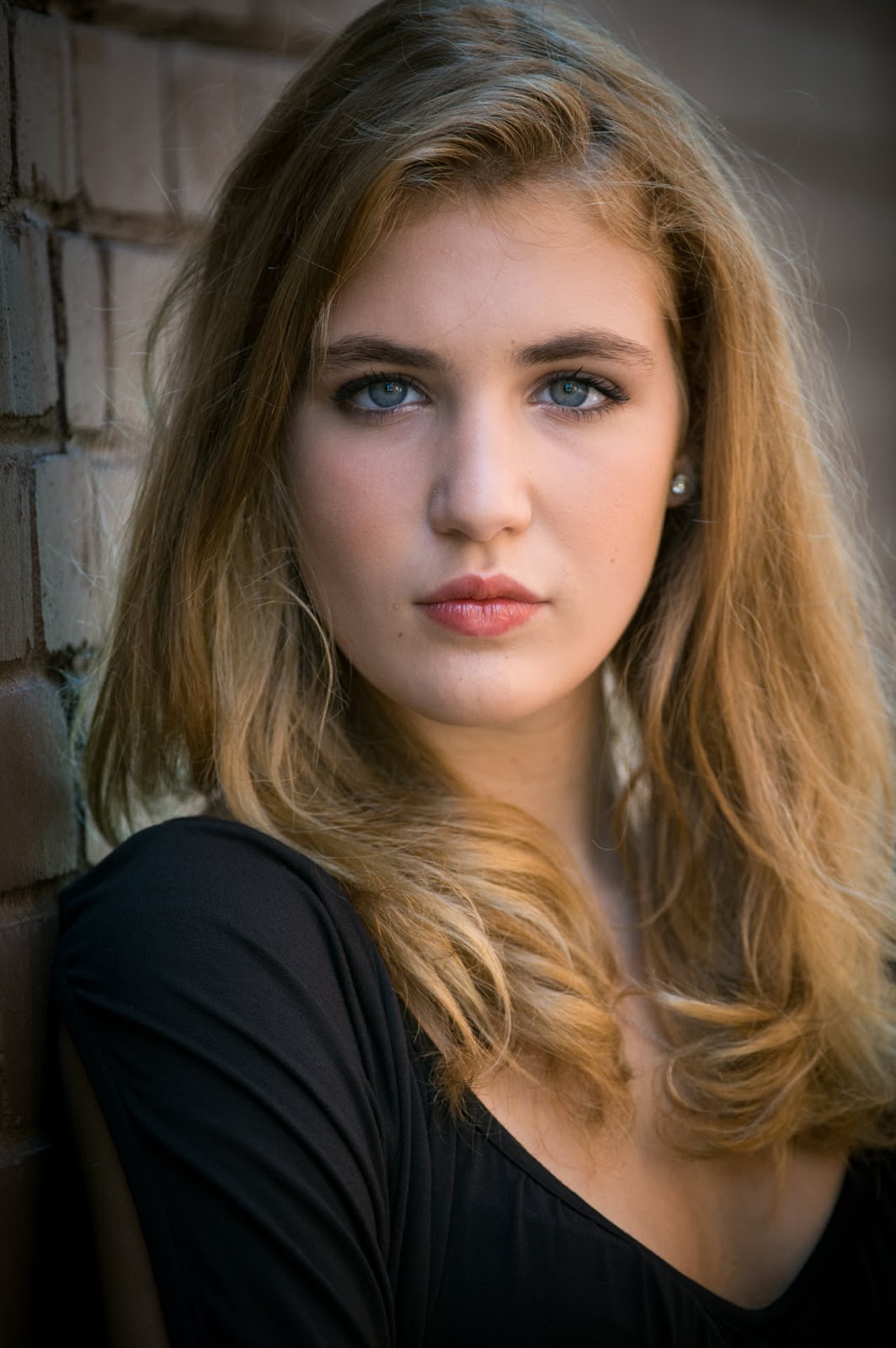 Sophie NELISSE main image 1