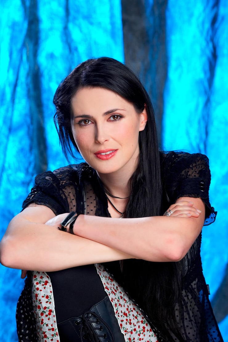 Picture Of Sharon Den Adel