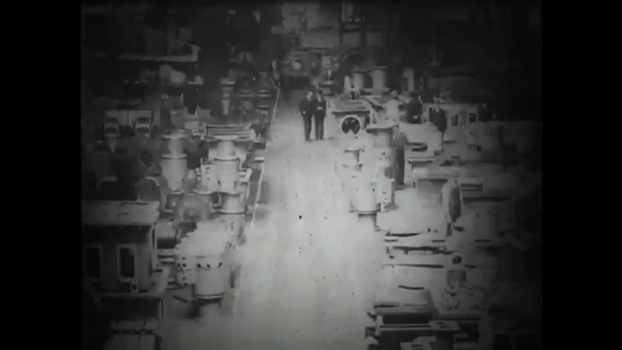 Panorama of Machine Co. Aisle (1904)