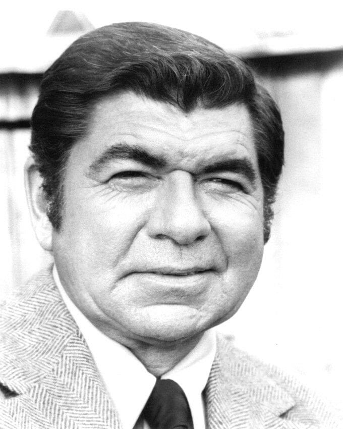 Claude Akins