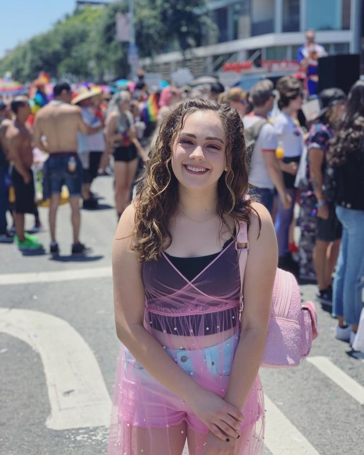 Picture of Mary Mouser