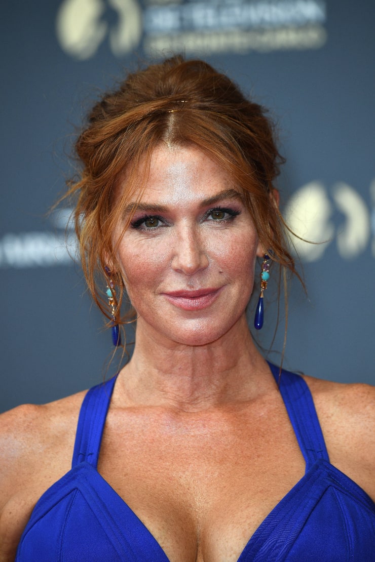 Next photo of Poppy Montgomery