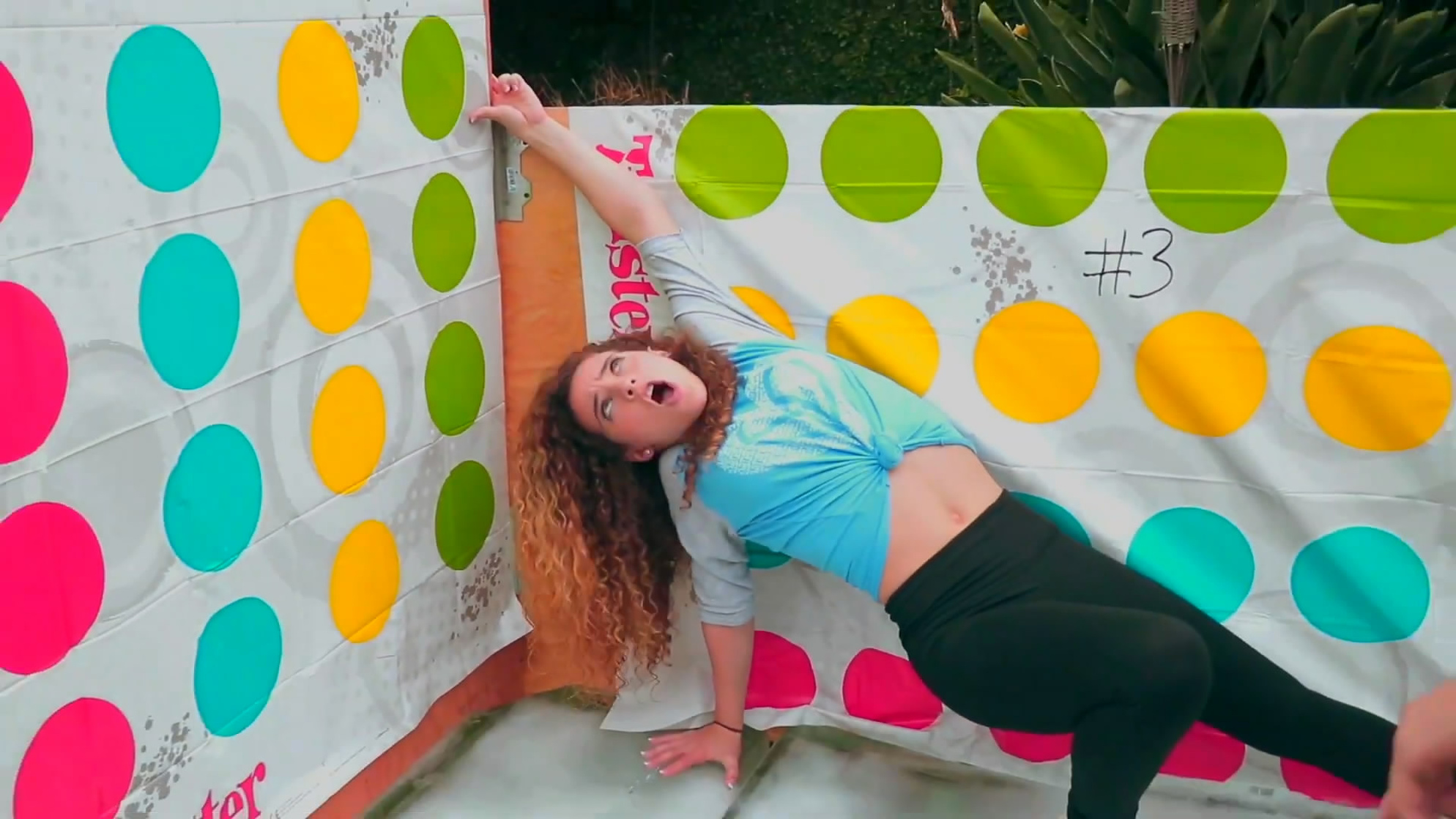 Sofie Dossi Sofie Dossi