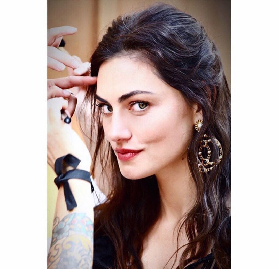 Phoebe Tonkin