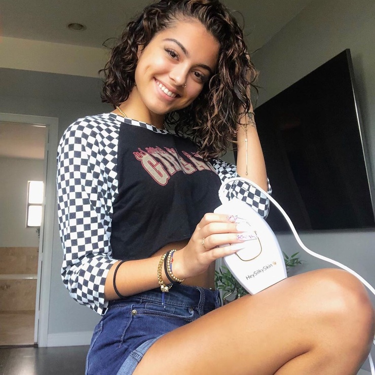 Malu Trevejo image