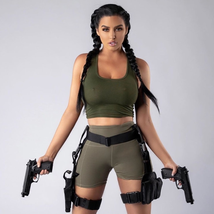 Abigail Ratchford image