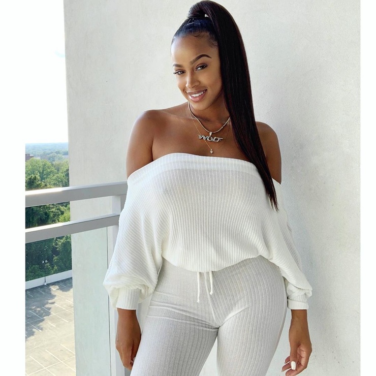 Picture of Kiyomi Leslie