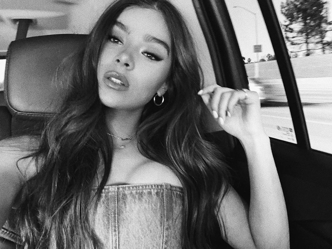Hailee Steinfeld Hailee Steinfeld