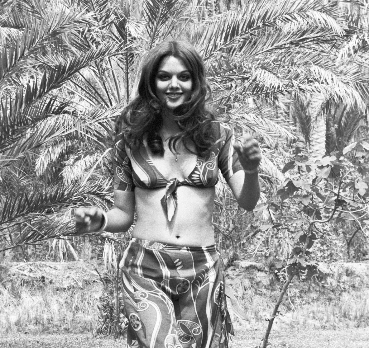 Tina Aumont Tina Aumont