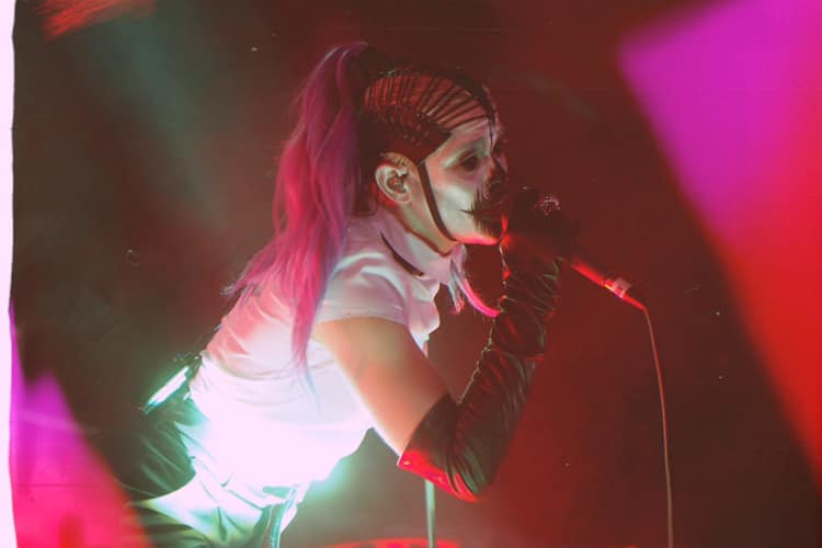 Skynd группа вокалистка. Heaven's gate фото. Skynd heavens gate. Skynd солистка. Skynd солистка.