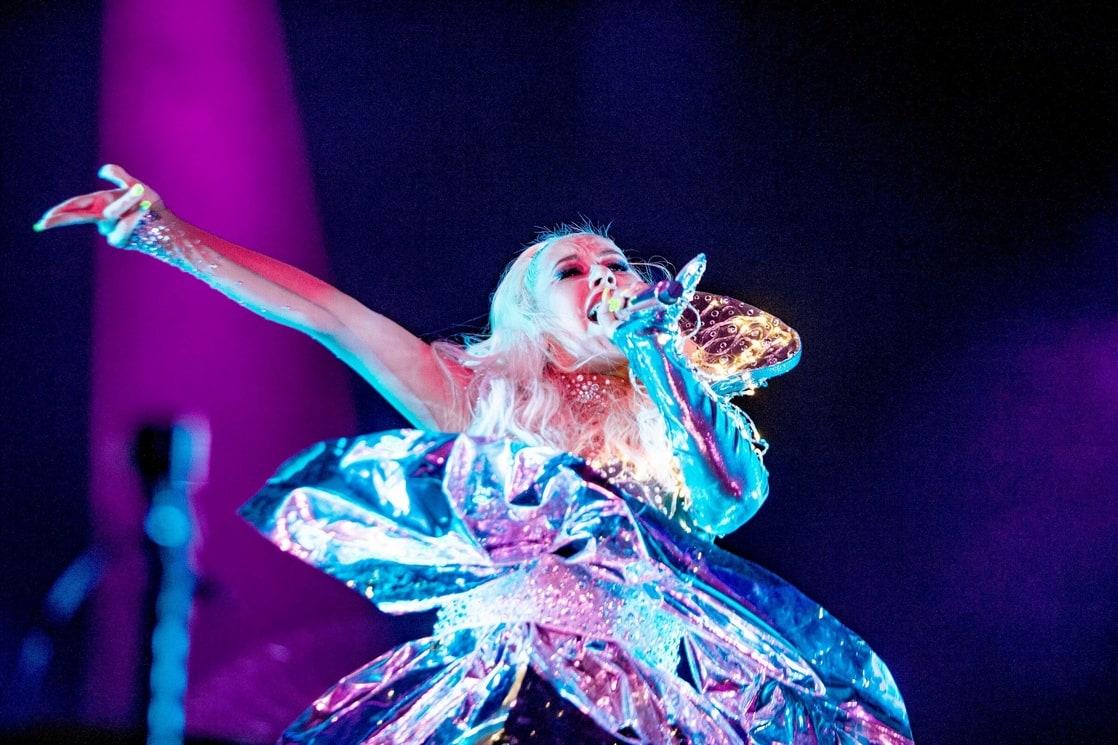 Christina Aguilera image