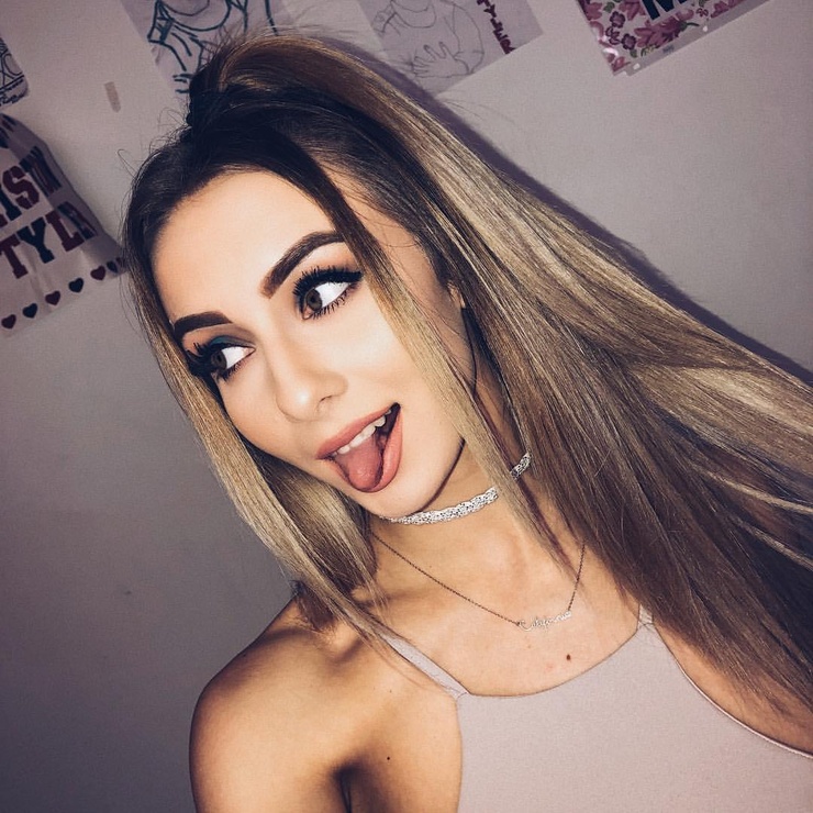 Image of Danielle Renaee