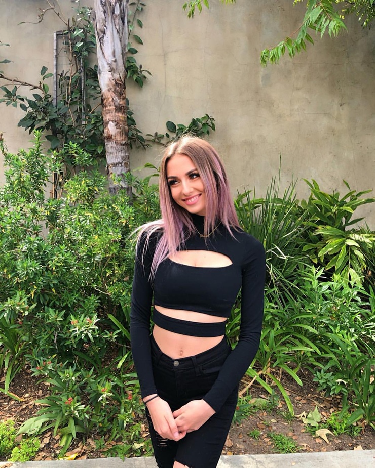 Image of Danielle Renaee