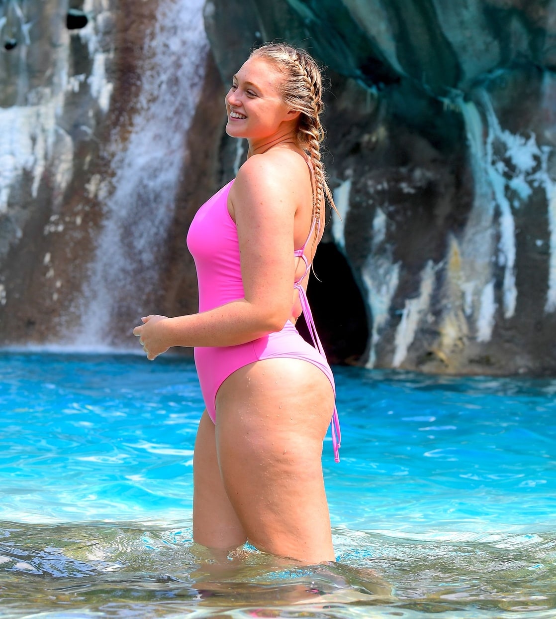 Picture Of Iskra Lawrence 7247