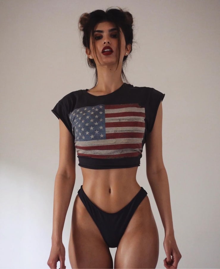 Picture of Yael Cohen (model)