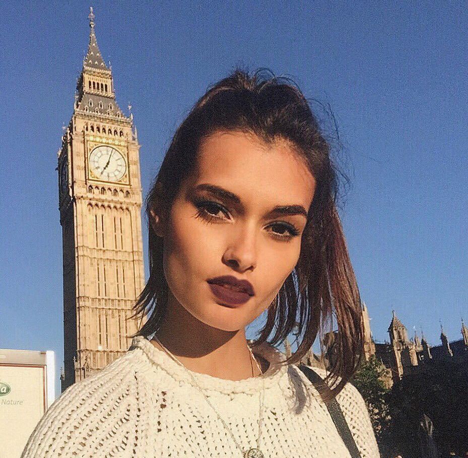 Gizele Oliveira Gizele Oliveira
