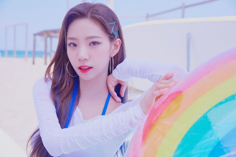 Cosmic Girls Cosmic Girls